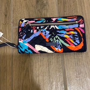 Vera Bradley wristlet